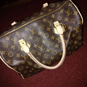Fake LV bag